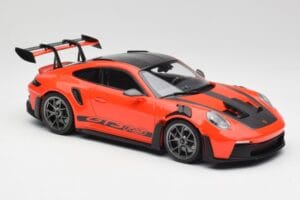 Porsche 911 992 GT3 RS Guards Orange & Jantes Argent Minichamps 1:18 911992002 Métal Moulé — image 4 sur 6