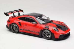 Porsche 911 992 GT3 RS Guards Rouge & Roues Argent Weissach Package Minichamps 1:18 153062246 Métal Moulé — image 4 sur 6