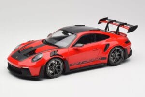 Porsche 911 992 GT3 RS Guards Rouge & Roues Argent Weissach Package Minichamps 1:18 153062246 Métal Moulé