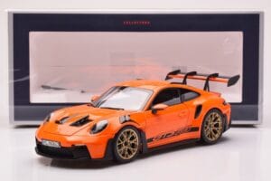 Porsche 911 992 GT3 RS Gulf Orange Norev 1:18 187360 Métal Moulé — image 8 sur 8