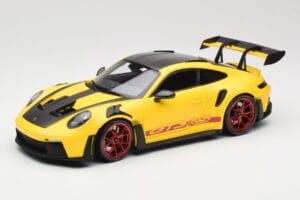 Porsche 911 992 GT3 RS Racing Yellow Weissach Package & Red Wheels Minichamps 1:18 110062025 Métal Moulé