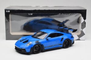 Porsche 911 992 GT3 RS Shark Bleu & Roues Noires Minichamps 1:18 153062233 Métal Moulé — image 6 sur 6