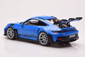Porsche 911 992 GT3 RS Sharkblue Norev 1:18 187358 Métal Moulé — image 7 sur 8
