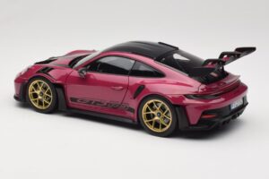 Porsche 911 992 GT3 RS Weissach Package Ruby Star Norev 1:18 187370 Métal Moulé — image 7 sur 8