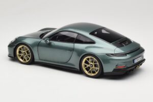 Porsche 911 992 GT3 Touring Package Malachite Green Metallic Norev 1:18 187382 Métal Moulé — image 7 sur 8