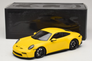 Porsche 911 992 GT3 Touring Jaune Jantes Noires Minichamps 1:18 117069021 Métal Moulé — image 6 sur 6
