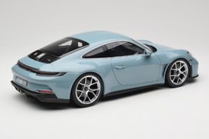 Porsche 911 992 S/T Meisenblau Norev 1:12 127550 Métal Moulé — image 2 sur 6