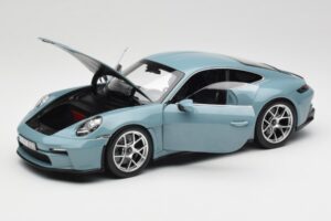 Porsche 911 992 S/T Meissen Blue Norev 1:18 187470 Métal Moulé — image 2 sur 8
