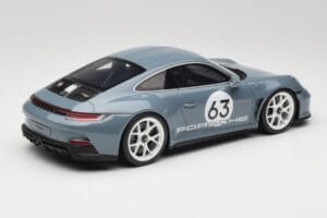 Porsche 911 992 ST Gentian Blue Metallic GT Spirit 1:18 GT491 Résine — image 2 sur 6