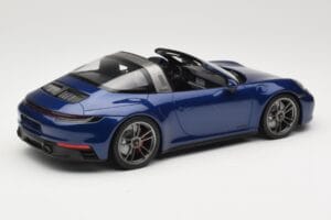 Porsche 911 992 Targa 4 GTS Blue Metallic Minichamps 1:18 155061060 Métal Moulé — image 2 sur 6