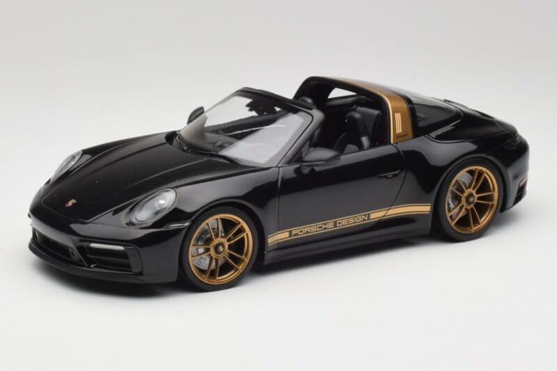 Porsche 911 992 Targa Porsche Design Noir & Or Concept Minichamps 1:18 PORSCHE001 Métal Moulé
