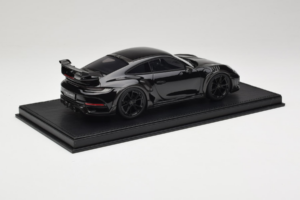 Porsche 911 992 TechArt GTstreet R Noir Avec Roues Noires TechArt 1:18 REMC012 Résine — image 3 sur 6