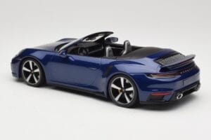 Porsche 911 992 Turbo S Cabriolet Blue Metallic Minichamps 1:18 155069081 Métal Moulé — image 5 sur 6