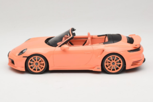 Porsche 911 992 Turbo S Cabriolet Brabus 900 Peetch GT Spirit 1:18 GT564 Résine — image 3 sur 6