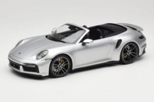 Porsche 911 992 Turbo S Cabriolet Argent Minichamps 1:18 155069082 Métal Moulé
