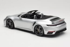 Porsche 911 992 Turbo S Cabriolet Argent Minichamps 1:18 155069082 Métal Moulé — image 5 sur 6