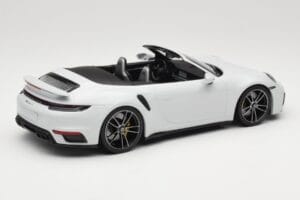 Porsche 911 992 Turbo S Cabriolet White Metallic Minichamps 1:18 155069080 Métal Moulé — image 2 sur 6