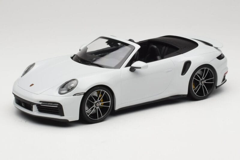 Porsche 911 992 Turbo S Cabriolet White Metallic Minichamps 1:18 155069080 Métal Moulé