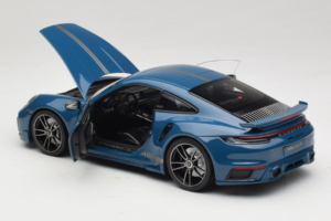 Porsche 911 992 Turbo S Coupe Sport Design Bleu Minichamps 1:18 113069073 Métal Moulé — image 5 sur 8