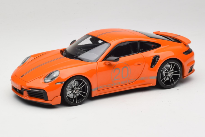 Porsche 911 992 Turbo S Coupe Sport Design Orange Minichamps 1:18 113069074 Métal Moulé