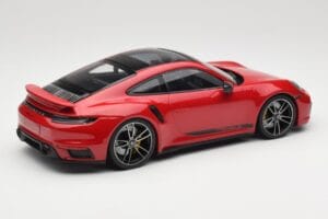 Porsche 911 992 Turbo S Rouge Minichamps 1:18 155069070 Métal Moulé — image 2 sur 6