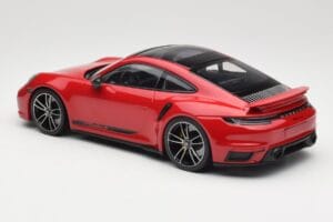 Porsche 911 992 Turbo S Rouge Minichamps 1:18 155069070 Métal Moulé — image 5 sur 6