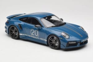 Porsche 911 992 Turbo S Sport Design Package Gentian Blue Metallic Minichamps 1:18 155069170 Métal Moulé — image 4 sur 6