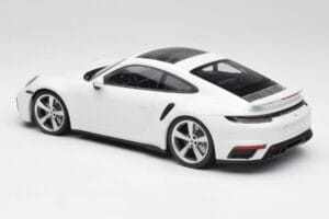 Porsche 911 992 Turbo S Blanc Concept Minichamps 1:18 WAP0211620CNP Métal Moulé — image 5 sur 6