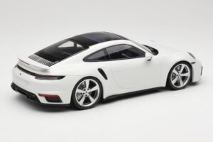 Porsche 911 Turbo S 992 Blanc Minichamps 1:18 WAP0211620RTRB Métal Moulé — image 2 sur 6