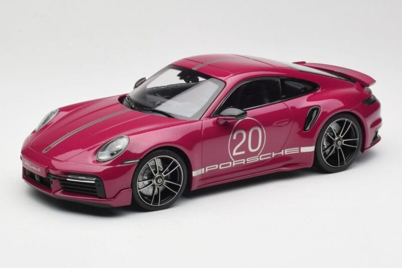 Porsche 911 992 Turbo S avec Sport Design Package Rouge Minichamps 1:18 155069172 Métal Moulé