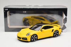 Porsche 911 992 Turbo S Jaune Minichamps 1:18 155069071 Métal Moulé — image 6 sur 6