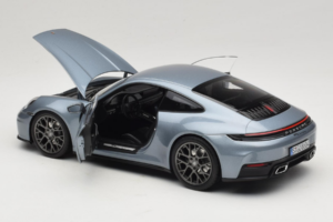 Porsche 911 992.2 Carrera Polar Silver Metallic Norev 1:18 187170 Métal Moulé — image 5 sur 8