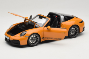 Porsche 911 992.2 Targa 4 GTS Bahama Yellow Norev 1:18 187190 Métal Moulé — image 2 sur 10