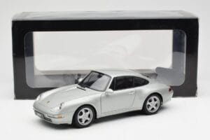 Porsche 911 993 Carrera Argent AUTOart 1:18 78131 Métal Moulé — image 8 sur 8