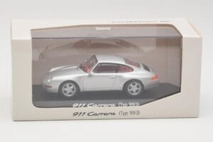 Porsche 911 993 Carrera Argent Minichamps 1:43 WAP02003597 Métal Moulé — image 4 sur 4