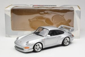 Porsche 911 993 GT2 Arctic Argent Métallisé UT Models 1:18 27831 Métal Moulé — image 8 sur 8