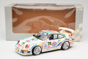 Porsche 911 993 GT2 GTS-2 #74 H. Stuck 24 Hours of Daytona 1996 UT Models 1:18 39630 Métal Moulé — image 8 sur 8