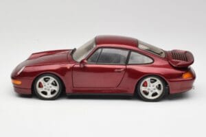 Porsche 911 993 Turbo Arena Rouge Métallisé UT Models 1:18 27811 Métal Moulé — image 4 sur 8