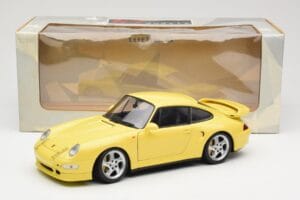 Porsche 911 993 Turbo S Jaune UT Models 1:18 27836 Métal Moulé — image 8 sur 8