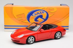 Porsche 911 996 Cabriolet Rouge Gate 1:18 1051 Métal Moulé — image 8 sur 8