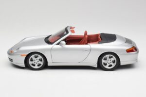 Porsche 911 996 Cabriolet Argent Gate 1:18 1052 Métal Moulé — image 4 sur 8