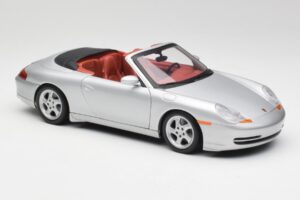 Porsche 911 996 Cabriolet Argent Gate 1:18 1052 Métal Moulé — image 6 sur 8
