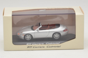 Porsche 911 996 Cabriolet Argent Minichamps 1:43 WAP02004097 Métal Moulé — image 4 sur 4