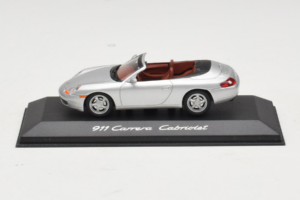 Porsche 911 996 Cabriolet Argent Minichamps 1:43 WAP02004097 Métal Moulé
