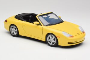 Porsche 911 996 Cabriolet Speed Jaune UT Models 1:18 27906 Métal Moulé — image 6 sur 8