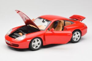 Porsche 911 996 Carrera 4 Rouge Bburago 1:18 30085 Métal Moulé — image 2 sur 8