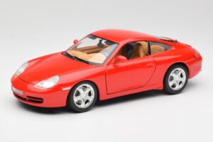 Porsche 911 996 Carrera 4 Rouge Bburago 1:18 30085 Métal Moulé