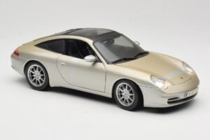 Porsche 911 996 Carrera 4S Argent Maisto 1:18 WAP02102212 Métal Moulé — image 6 sur 8