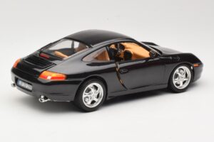 Porsche 911 996 Carrera Noir Bburago 1:18 3385-M2 Métal Moulé — image 3 sur 8