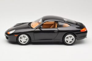 Porsche 911 996 Carrera Noir Bburago 1:18 3385-M2 Métal Moulé — image 4 sur 8